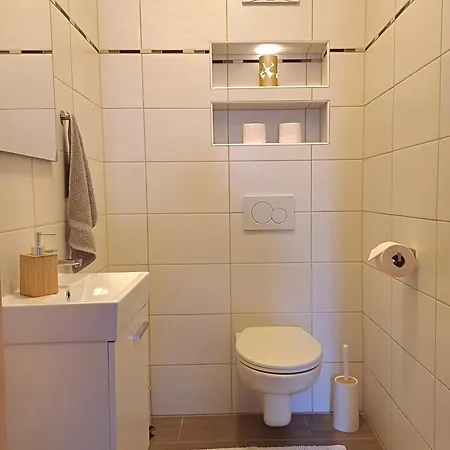 Glashuette * Sankt Michael im Lungau