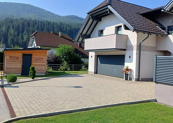 Glashuette * סנט מיכאל אים לונגאו